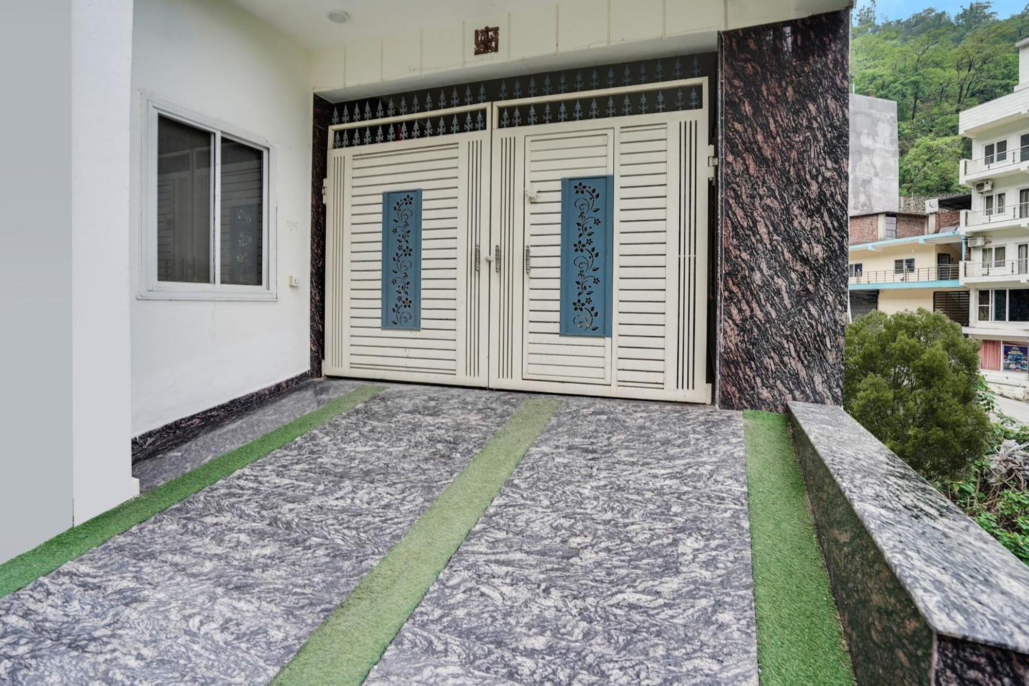 Super Townhouse Tapovan エクステリア 写真