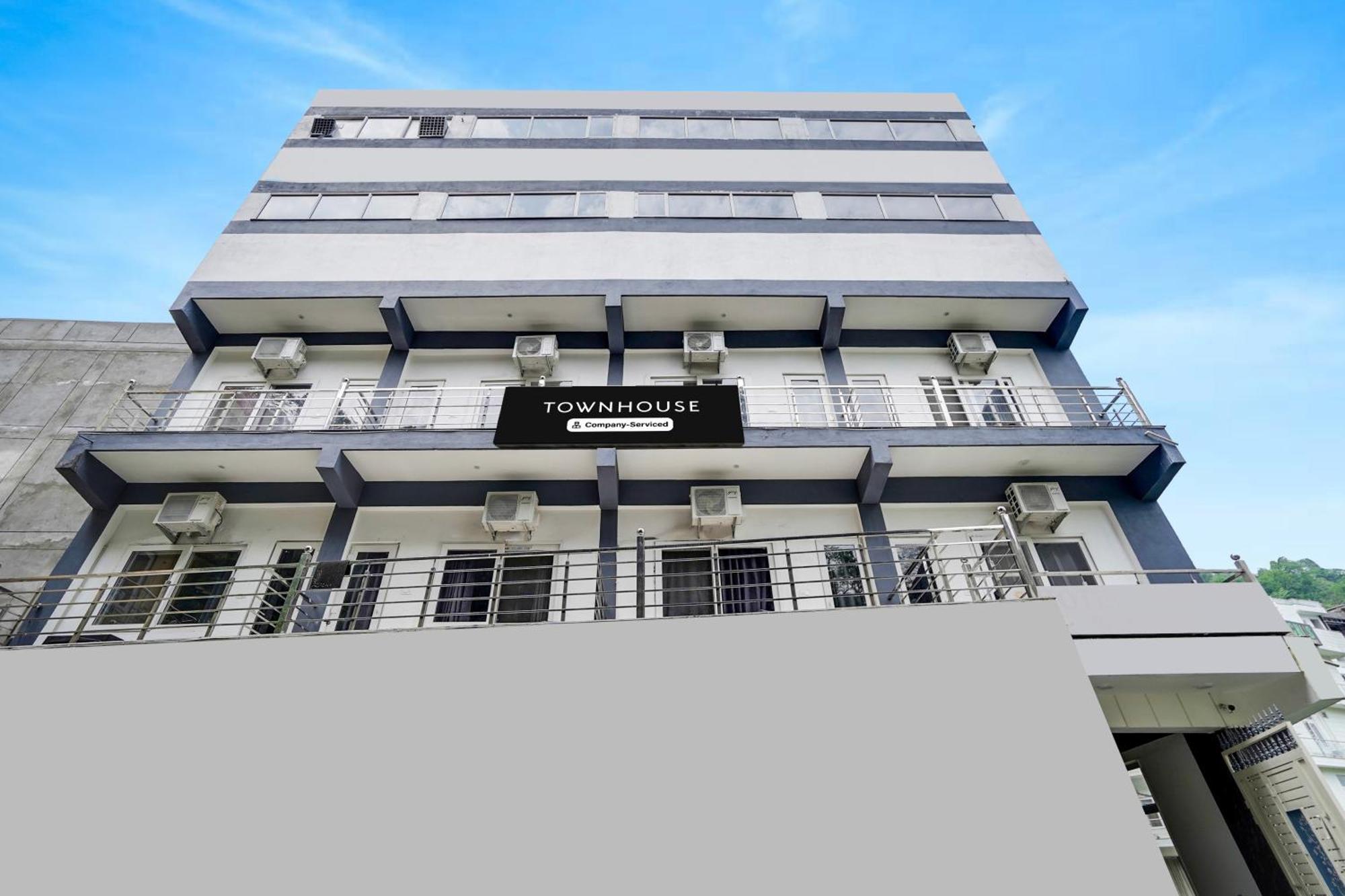 Super Townhouse Tapovan エクステリア 写真