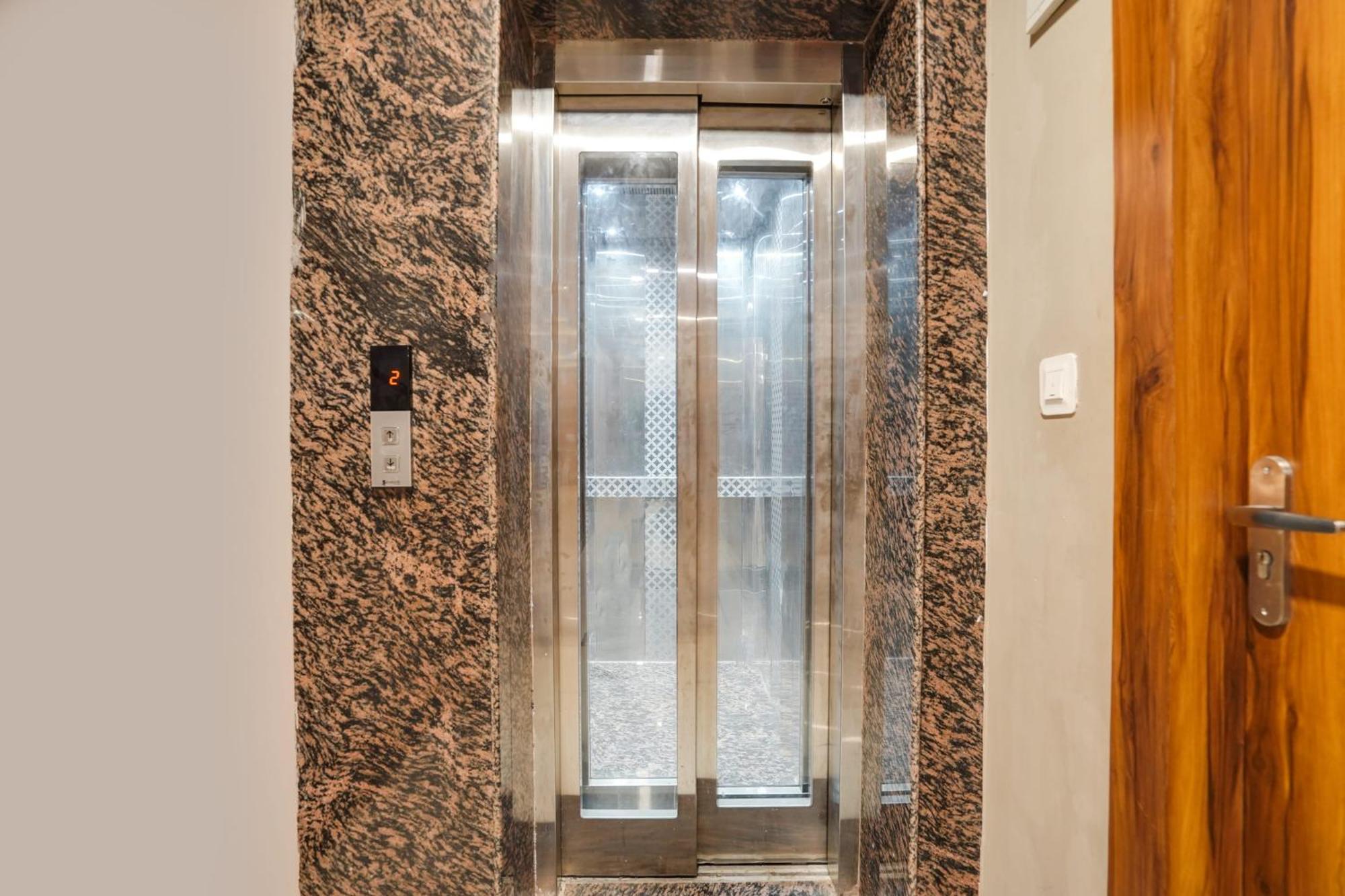 Super Townhouse Tapovan エクステリア 写真
